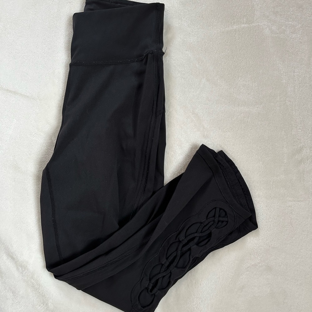 Lululemon Mesh Detail Crop Legging